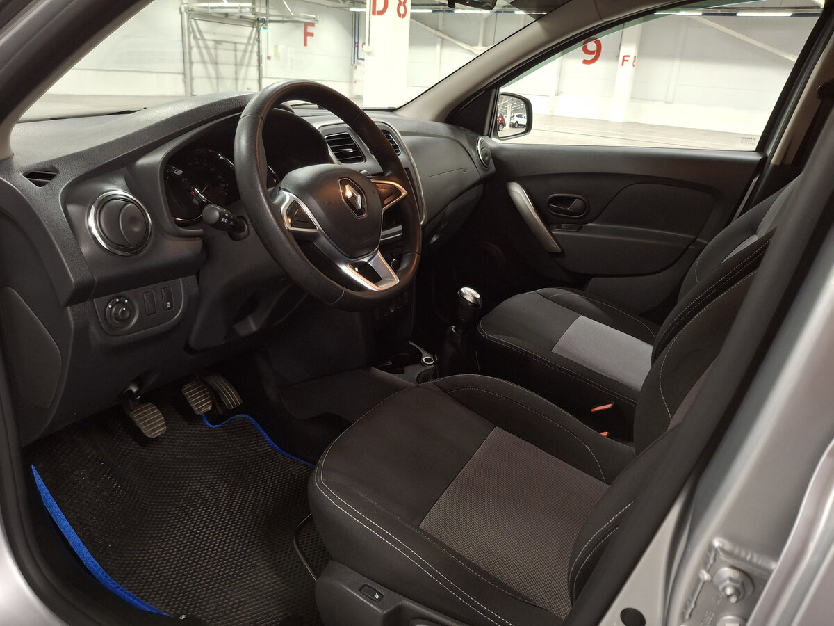 Купить Renault Sandero с пробегом. Фото: #14