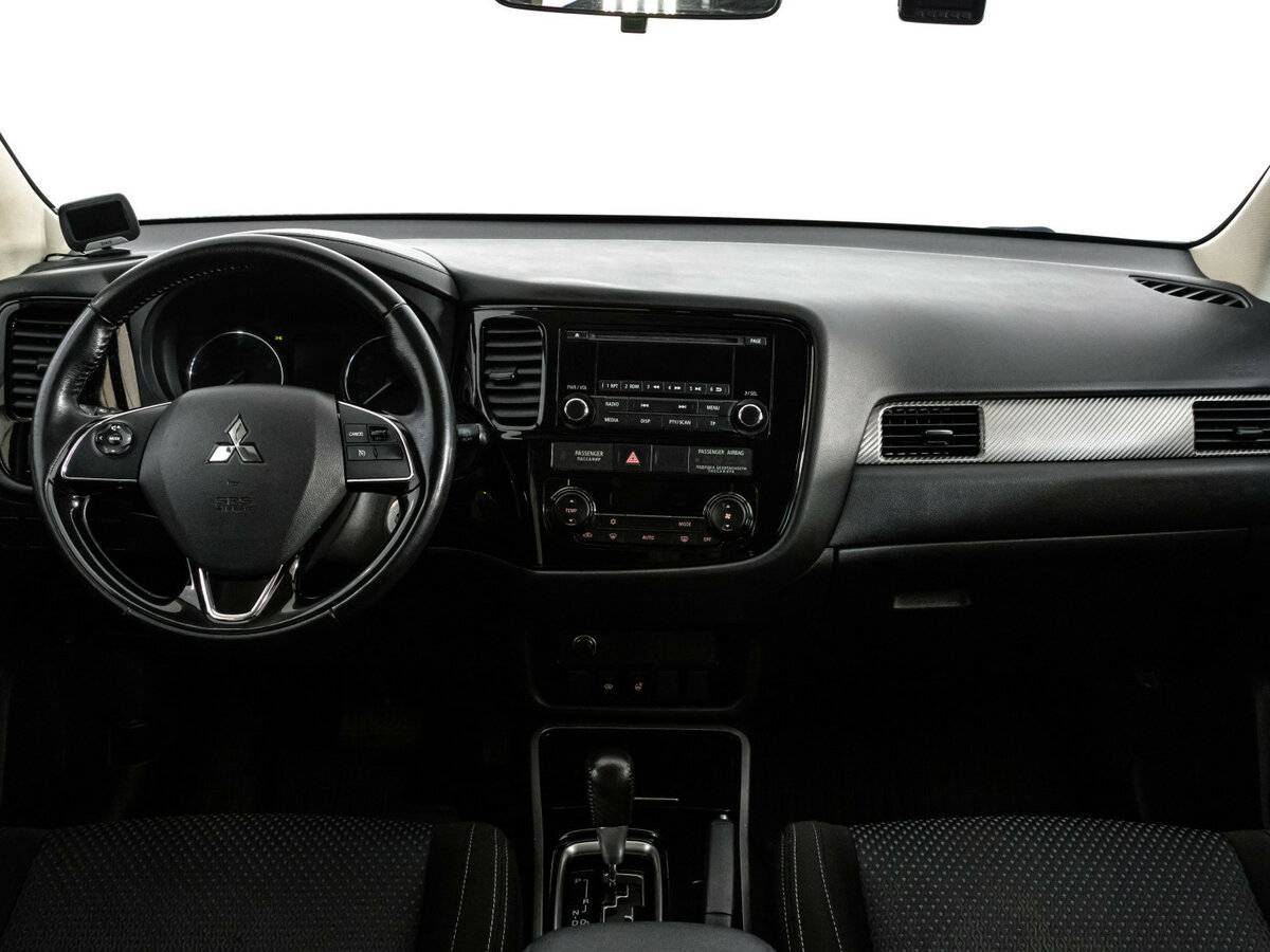 Купить Mitsubishi Outlander с пробегом. Фото: #9