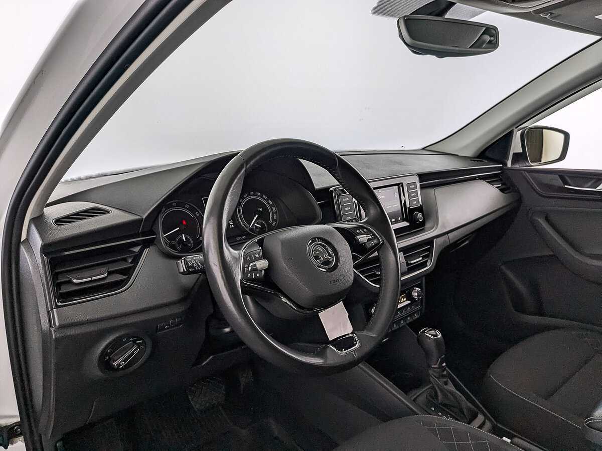 Купить Skoda Rapid с пробегом. Фото: #14