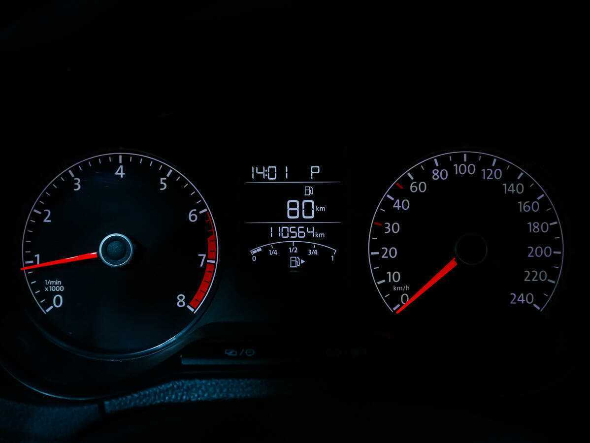 Купить Volkswagen Polo с пробегом. Фото: #15