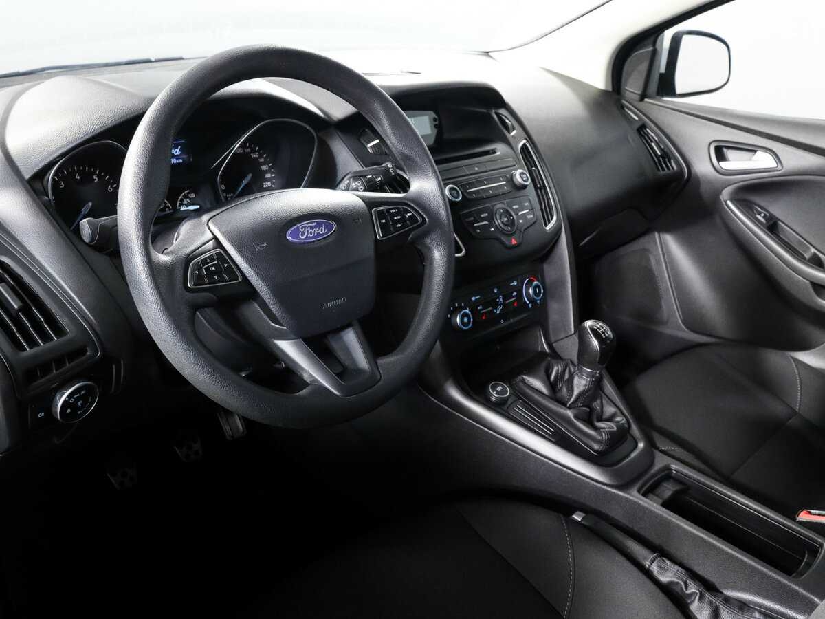 Купить Ford Focus с пробегом. Фото: #13