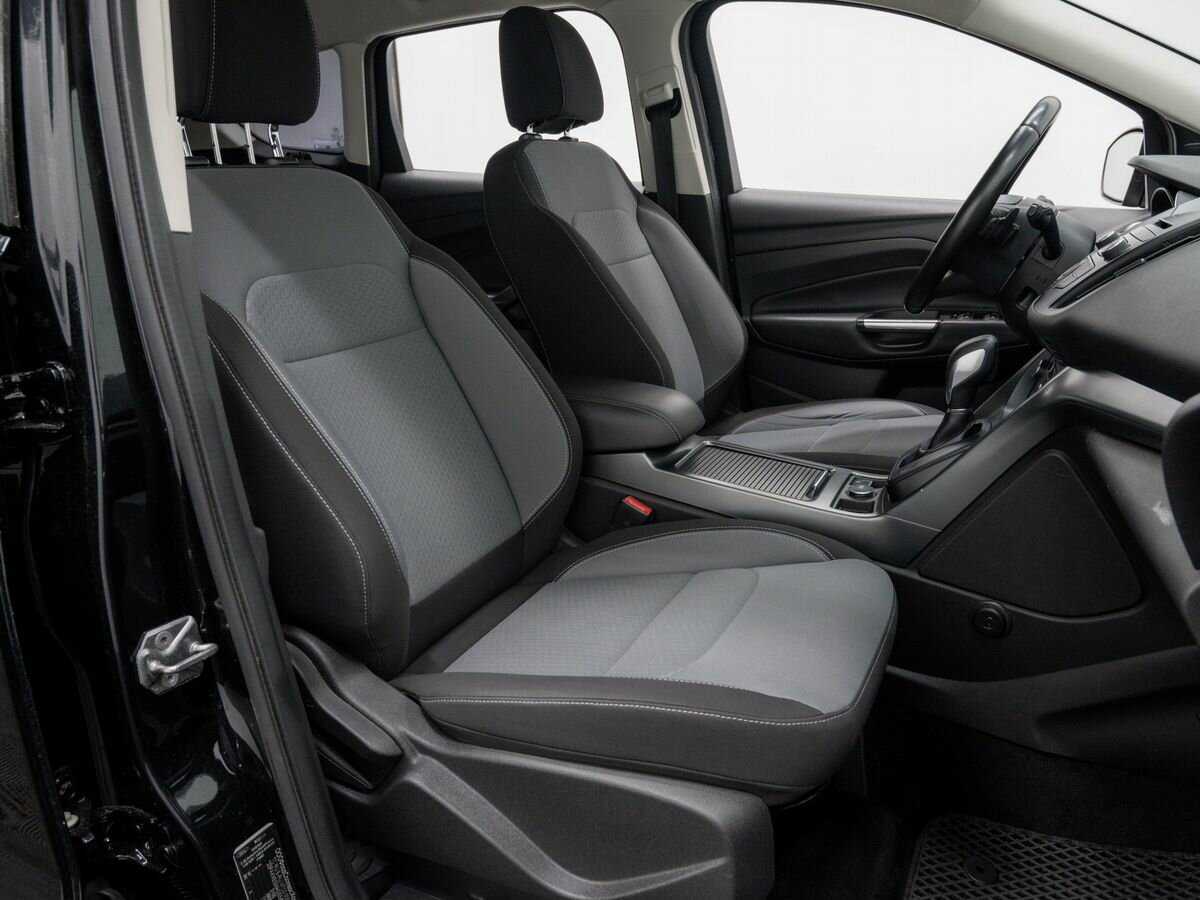 Купить Ford Kuga с пробегом. Фото: #8