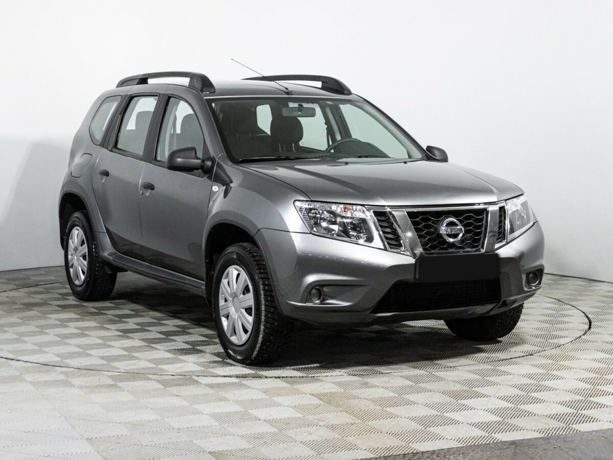 Купить Nissan Terrano с пробегом. Фото: #2