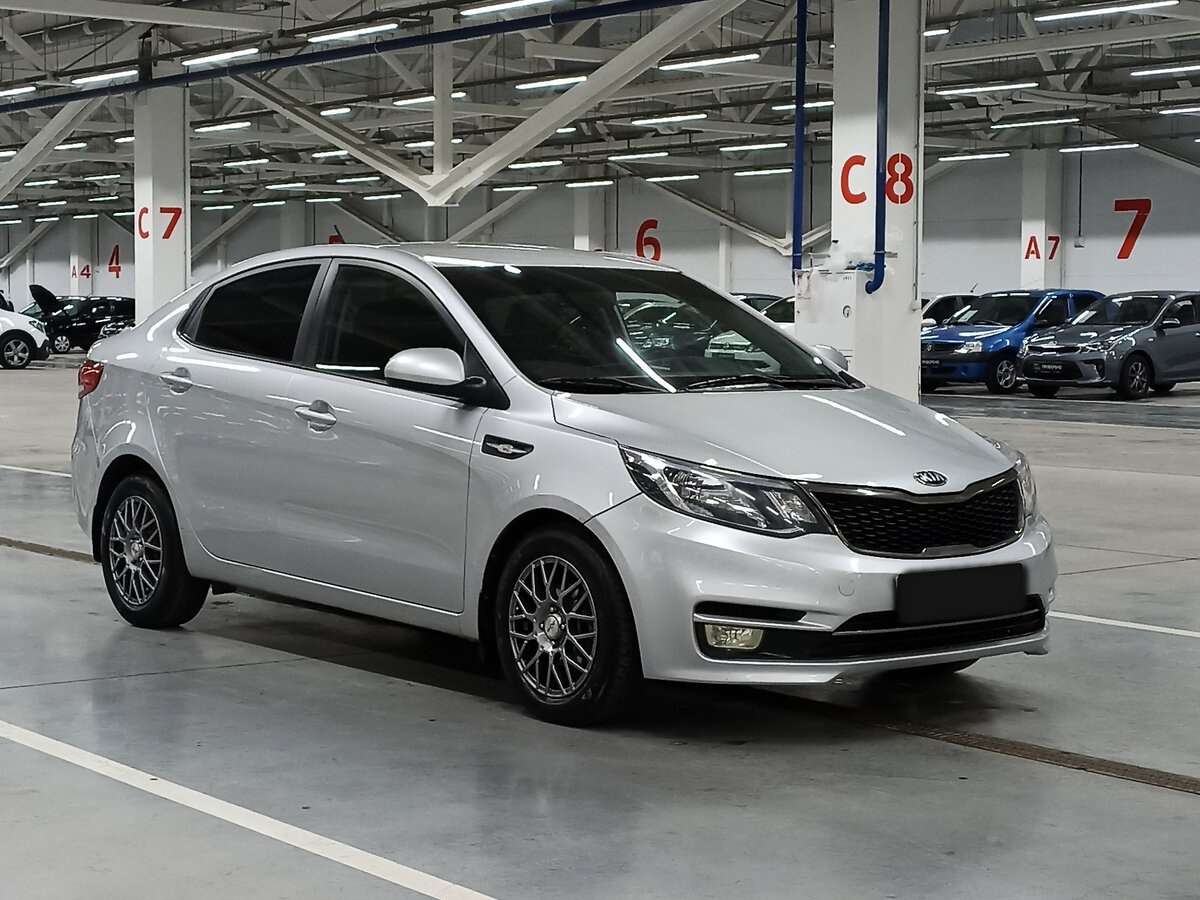 Купить Kia Rio с пробегом. Фото: #2