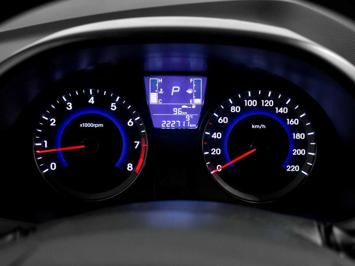 Купить Hyundai Solaris с пробегом. Фото: #15