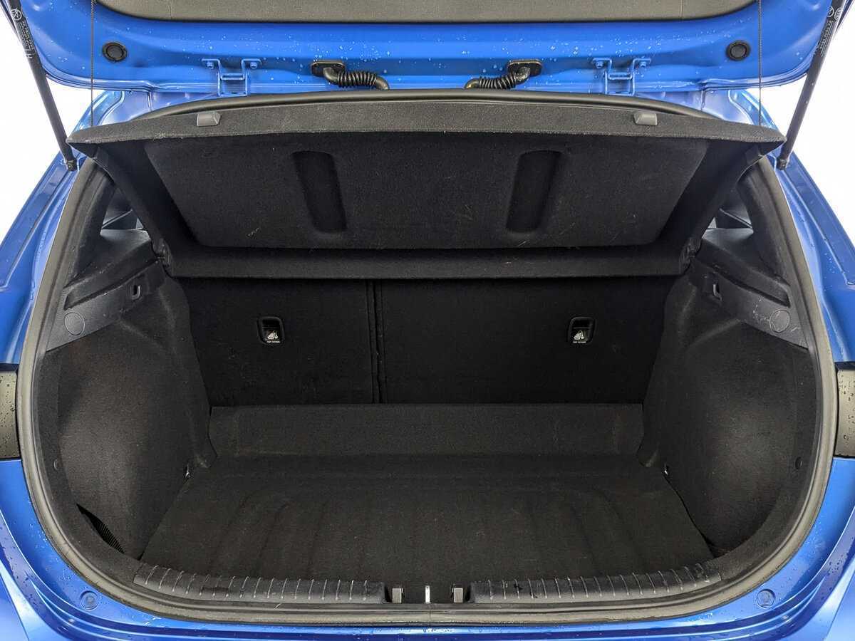 Купить Kia Ceed с пробегом. Фото: #9