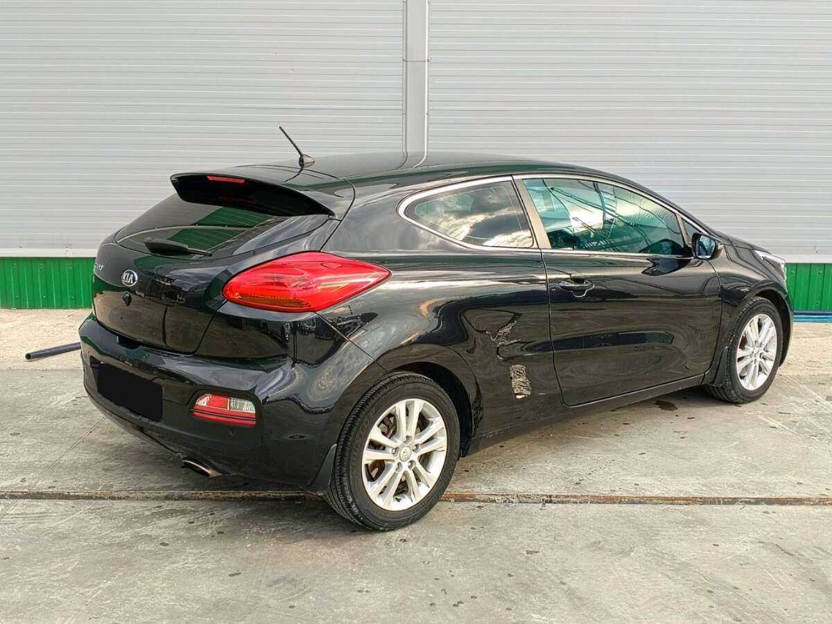 Купить Kia Ceed с пробегом. Фото: #4