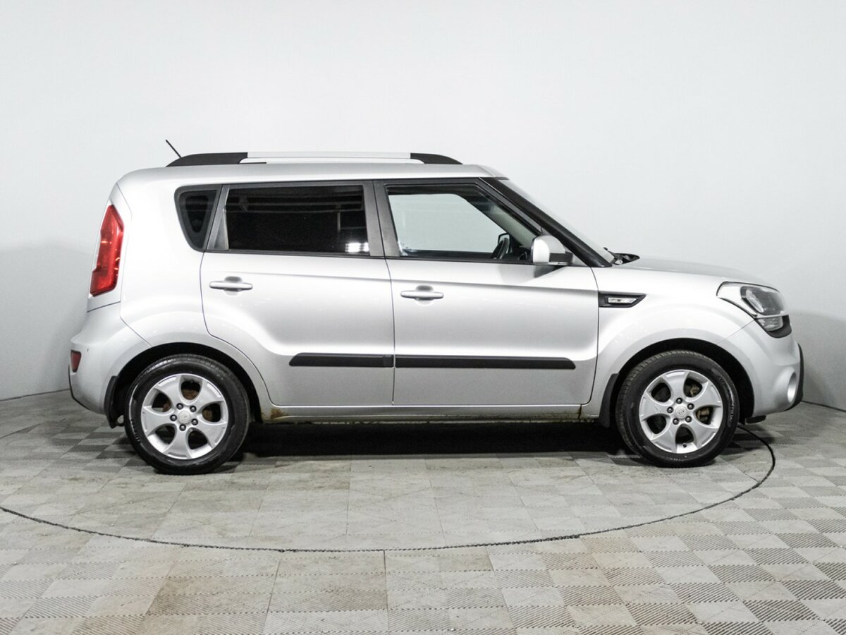 Купить Kia Soul с пробегом. Фото: #3