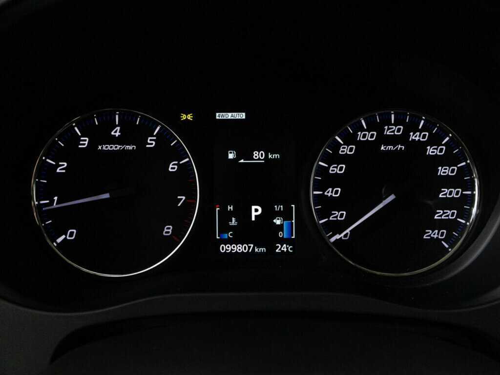 Купить Mitsubishi Outlander с пробегом. Фото: #11