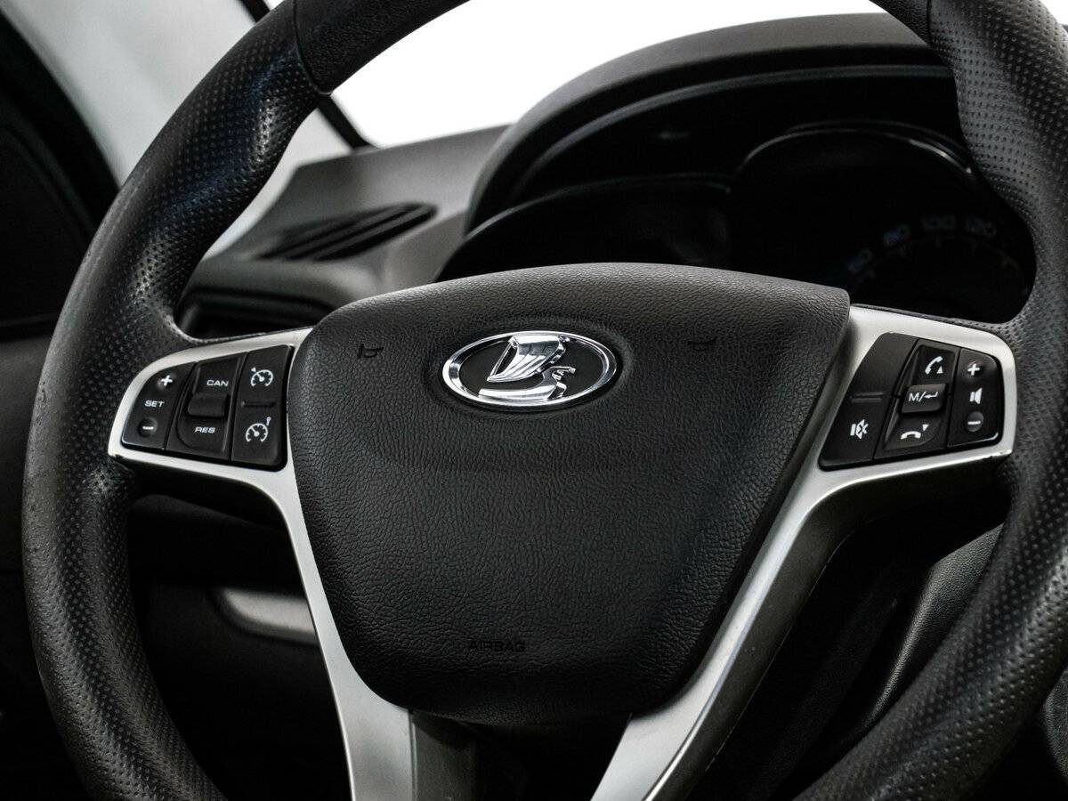 Купить Lada (ВАЗ) Vesta с пробегом. Фото: #9