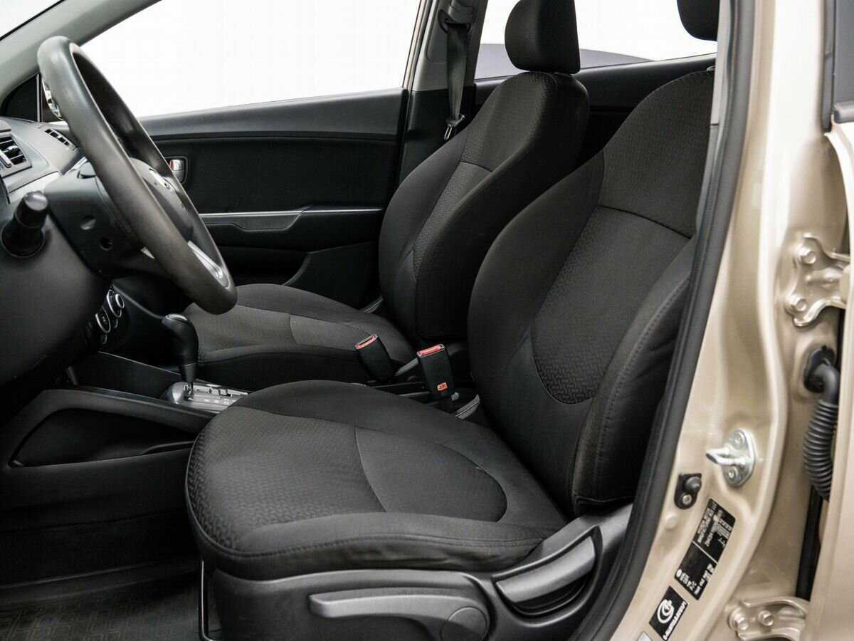 Купить Kia Rio с пробегом. Фото: #13