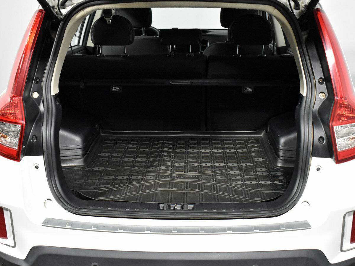 Купить Geely Emgrand X7 с пробегом. Фото: #16