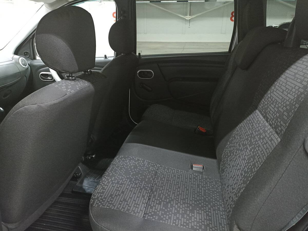 Купить Lada (ВАЗ) Largus с пробегом. Фото: #11