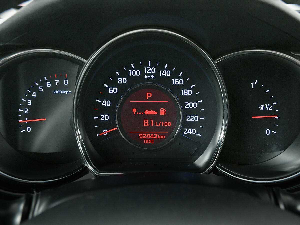 Купить Kia Ceed с пробегом. Фото: #9