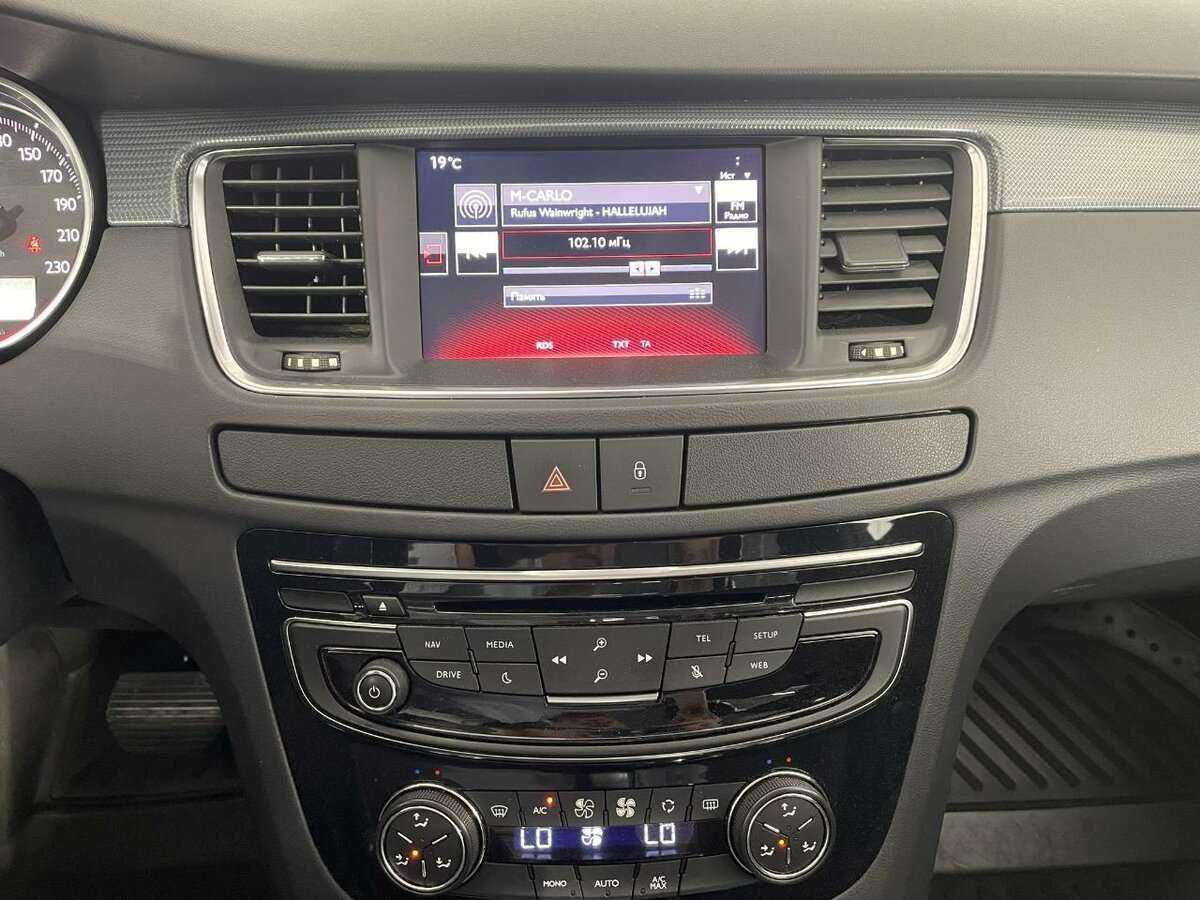 Купить Peugeot 508 с пробегом. Фото: #11