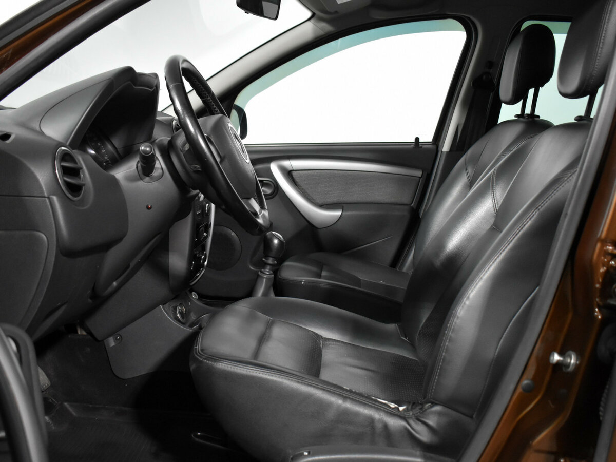 Купить Renault Duster с пробегом. Фото: #9