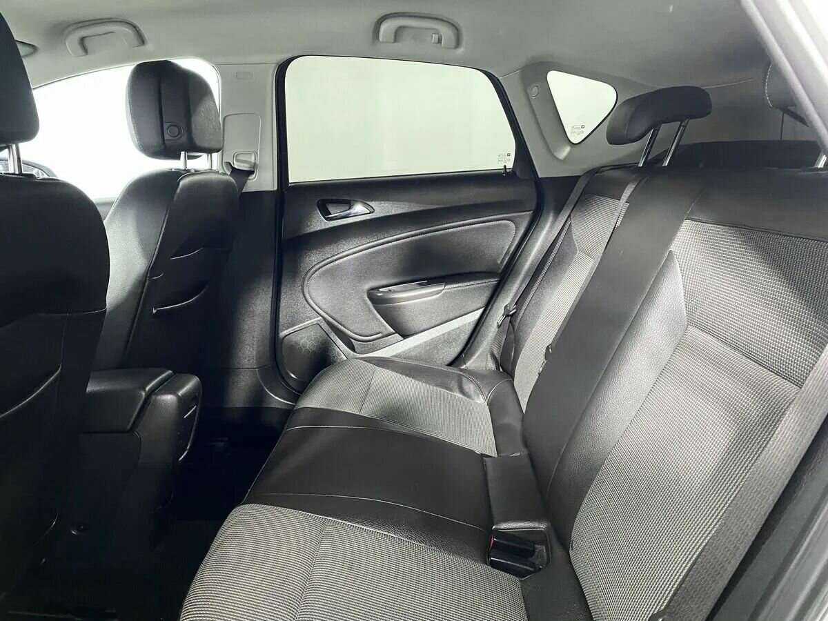 Купить Opel Astra с пробегом. Фото: #8