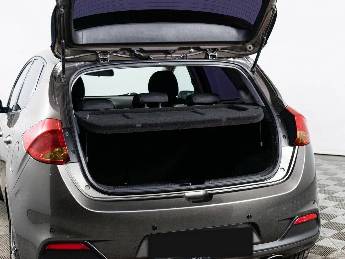 Купить Kia Ceed с пробегом. Фото: #8