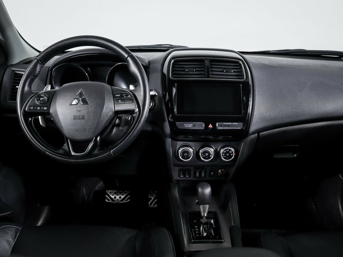 Купить Mitsubishi ASX с пробегом. Фото: #9