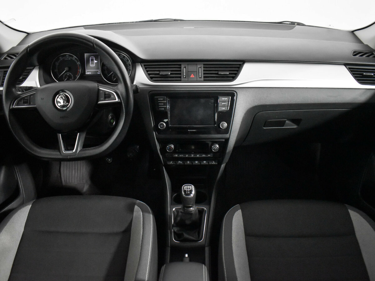 Купить Skoda Rapid с пробегом. Фото: #12