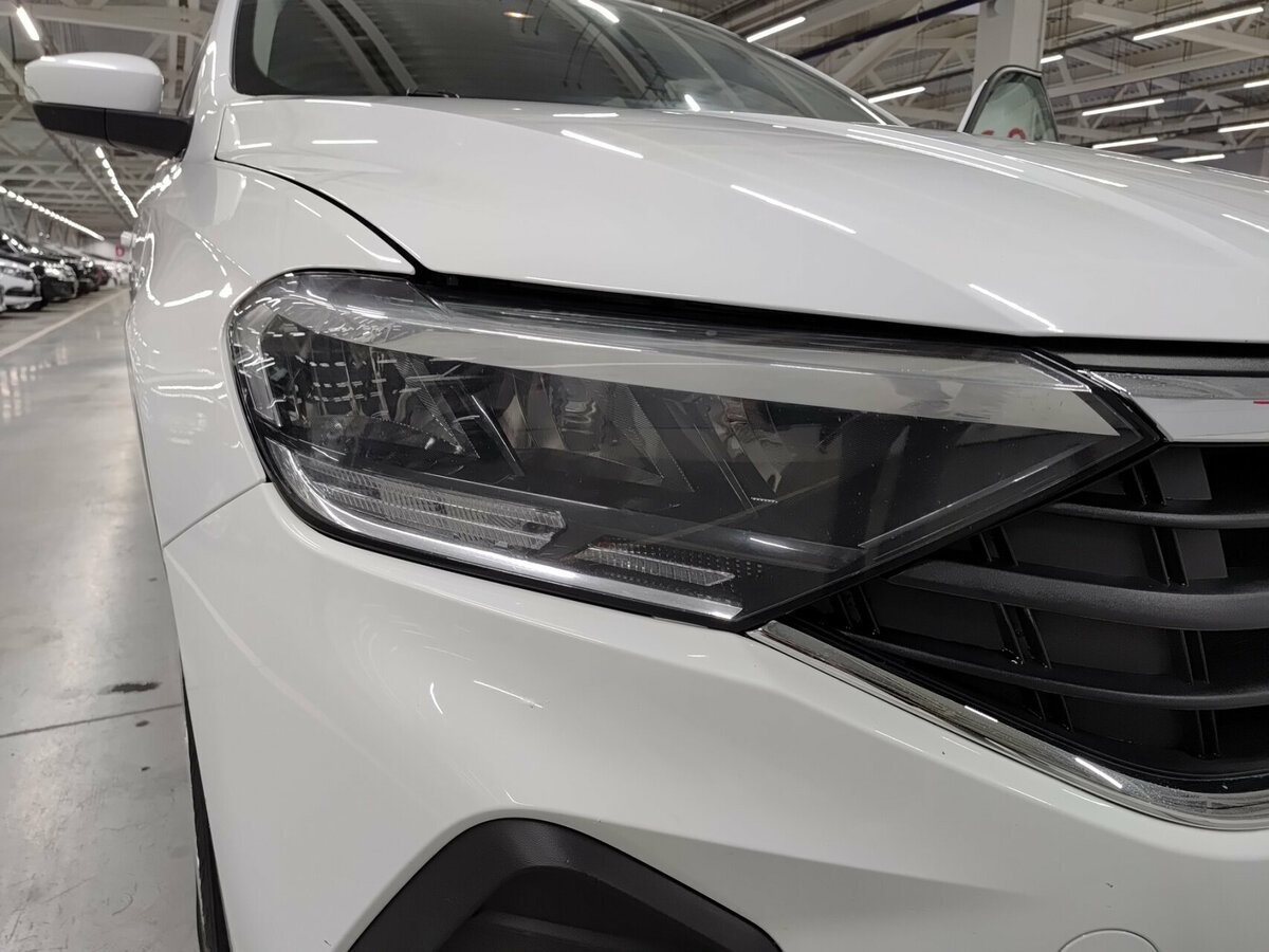 Купить Volkswagen Polo с пробегом. Фото: #16