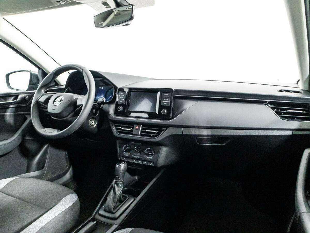 Купить Skoda Rapid с пробегом. Фото: #8