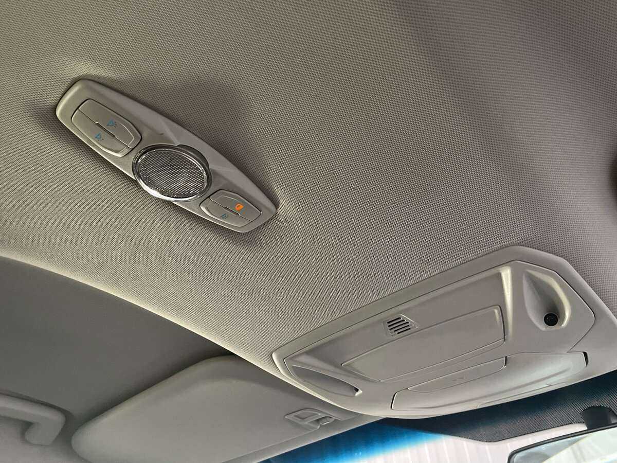 Купить Ford Kuga с пробегом. Фото: #23