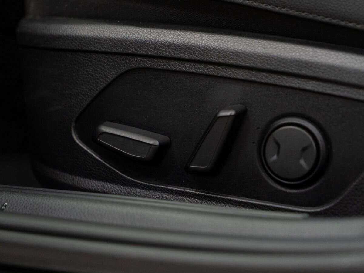 Купить Kia K5 с пробегом. Фото: #15