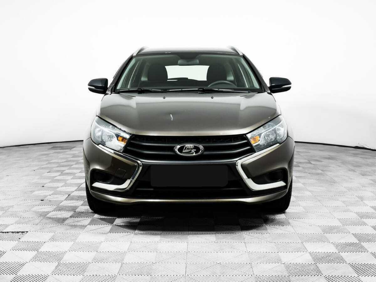 Купить Lada (ВАЗ) Vesta с пробегом. Фото: #1
