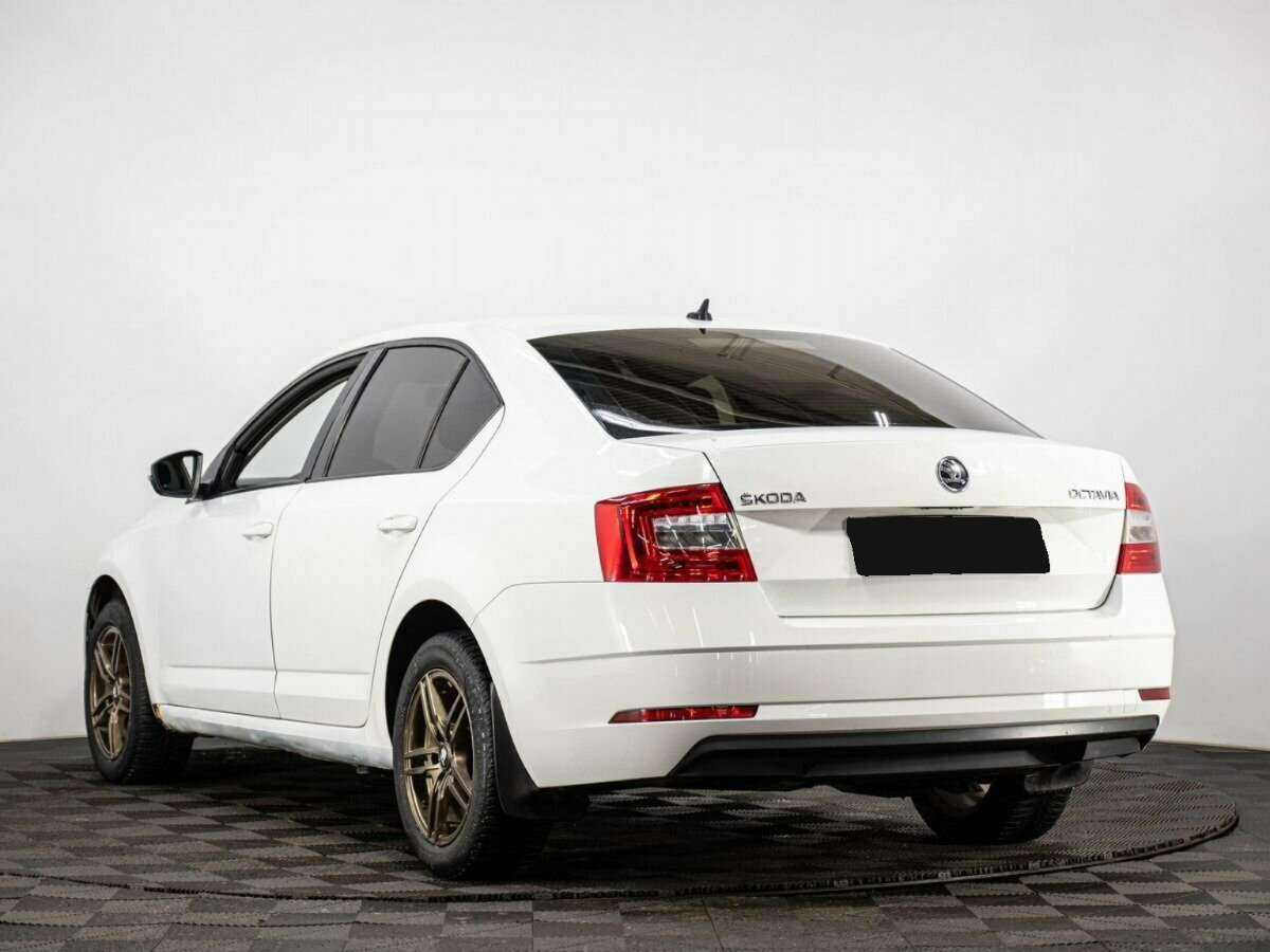 Купить Skoda Octavia с пробегом. Фото: #3