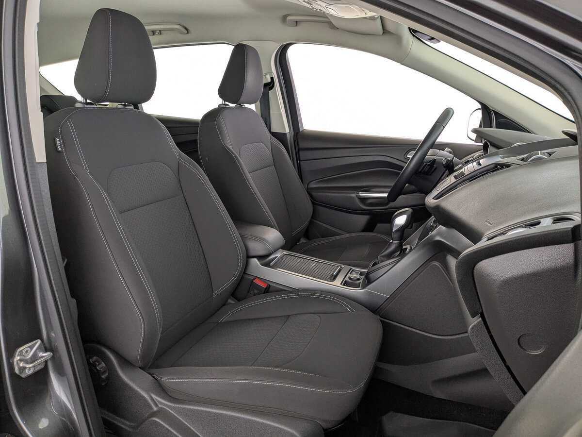 Купить Ford Kuga с пробегом. Фото: #23