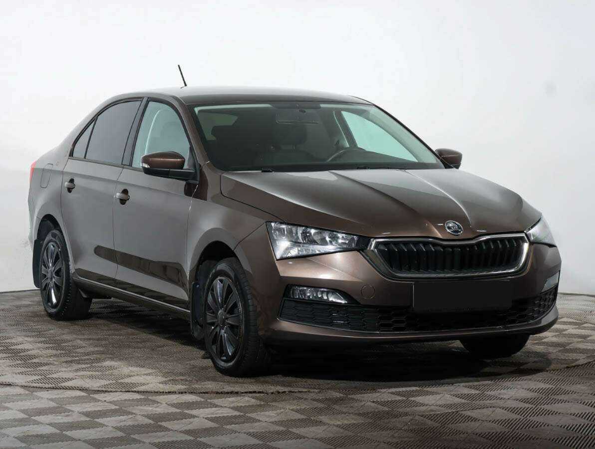 Купить Skoda Rapid с пробегом. Фото: #2