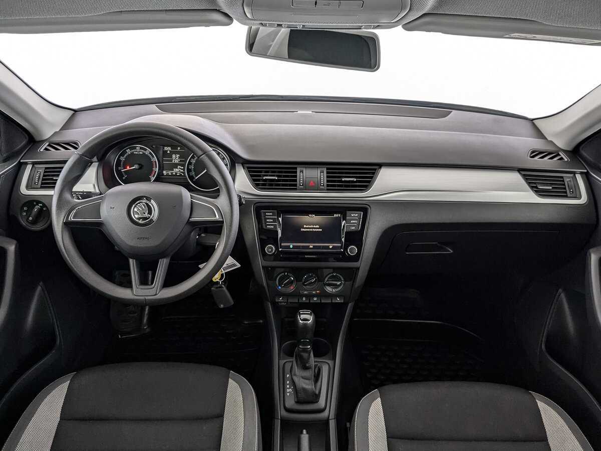 Купить Skoda Rapid с пробегом. Фото: #9