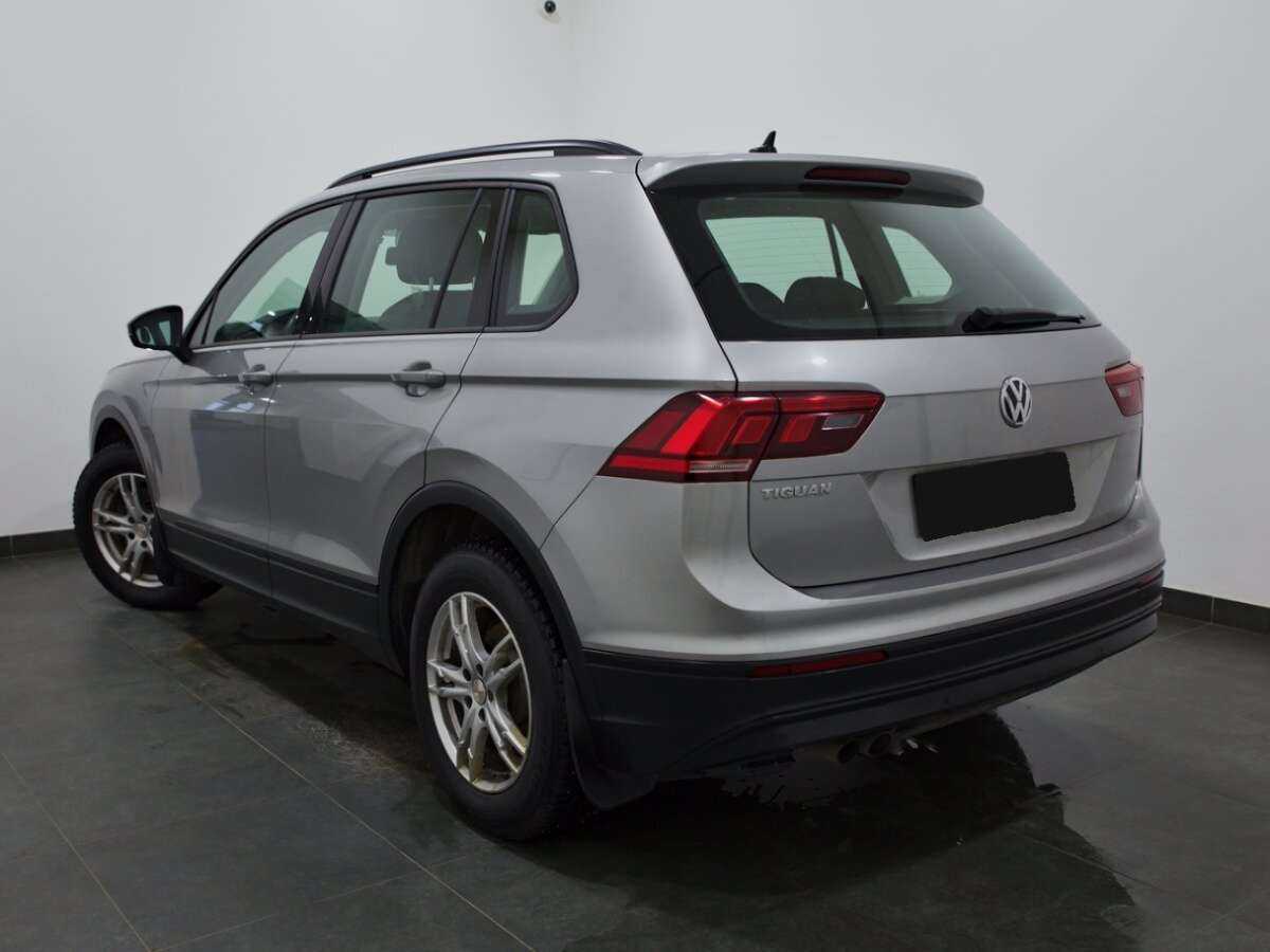Купить Volkswagen Tiguan с пробегом. Фото: #2