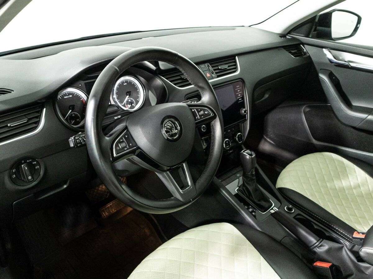 Купить Skoda Octavia с пробегом. Фото: #10