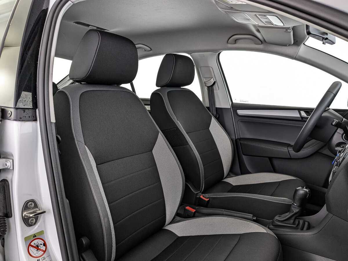 Купить Skoda Rapid с пробегом. Фото: #19