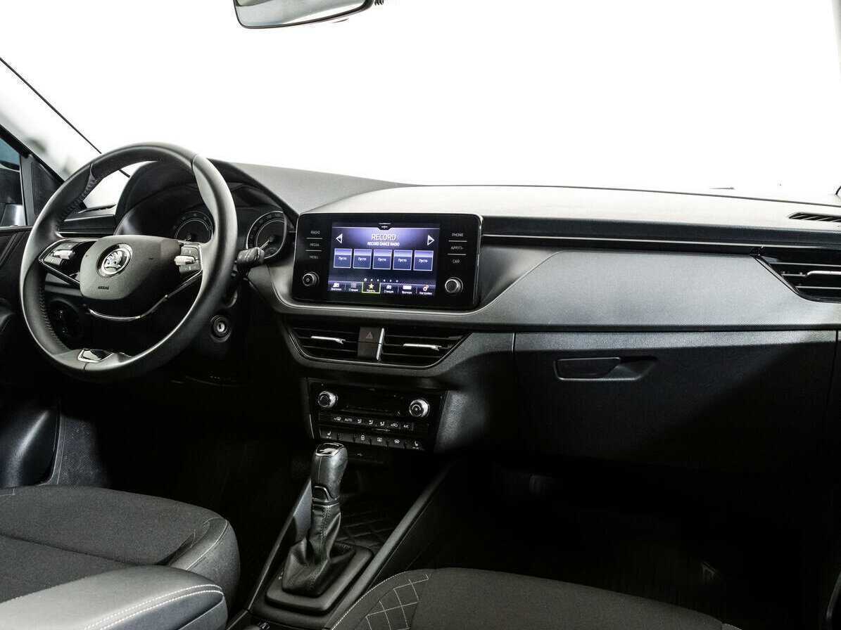 Купить Skoda Rapid с пробегом. Фото: #6