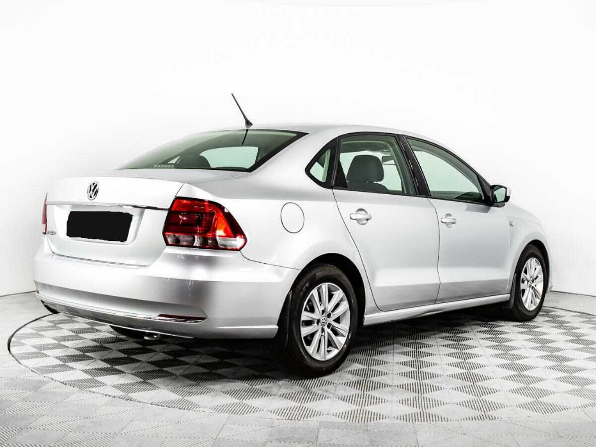 Купить Volkswagen Polo с пробегом. Фото: #4