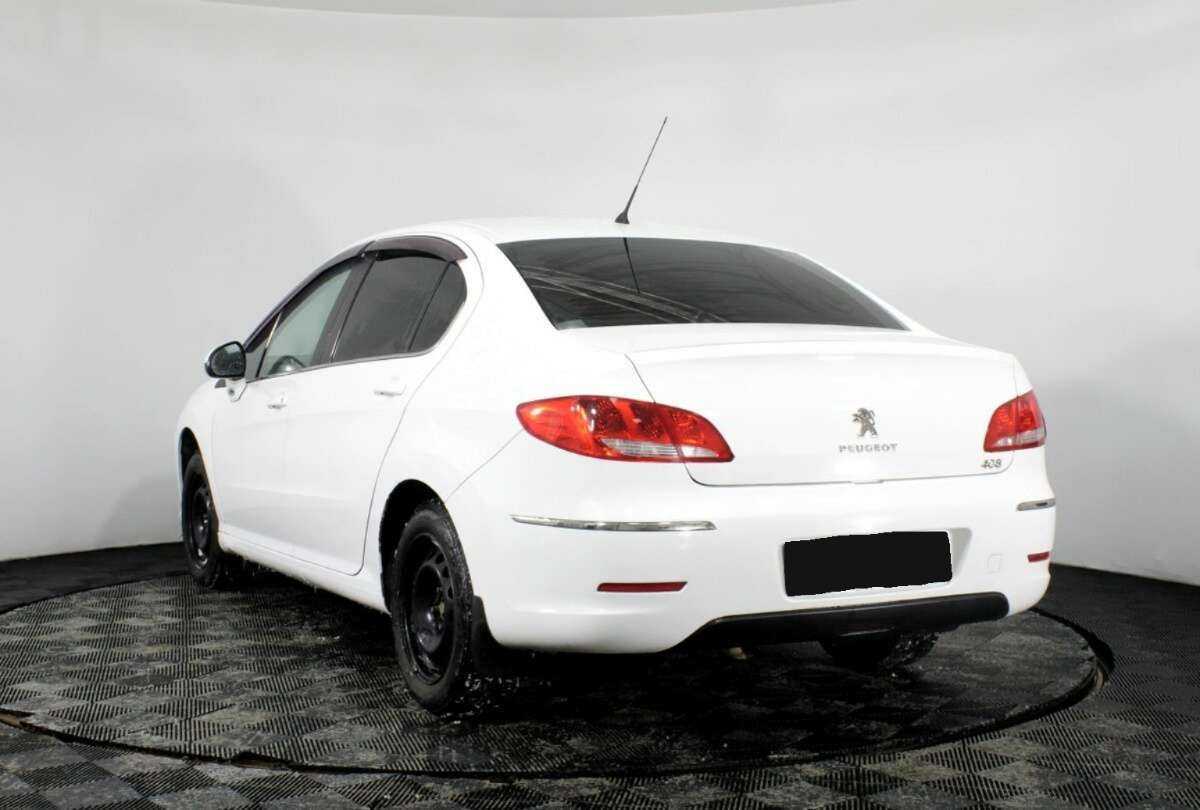 Купить Peugeot 408 с пробегом. Фото: #5