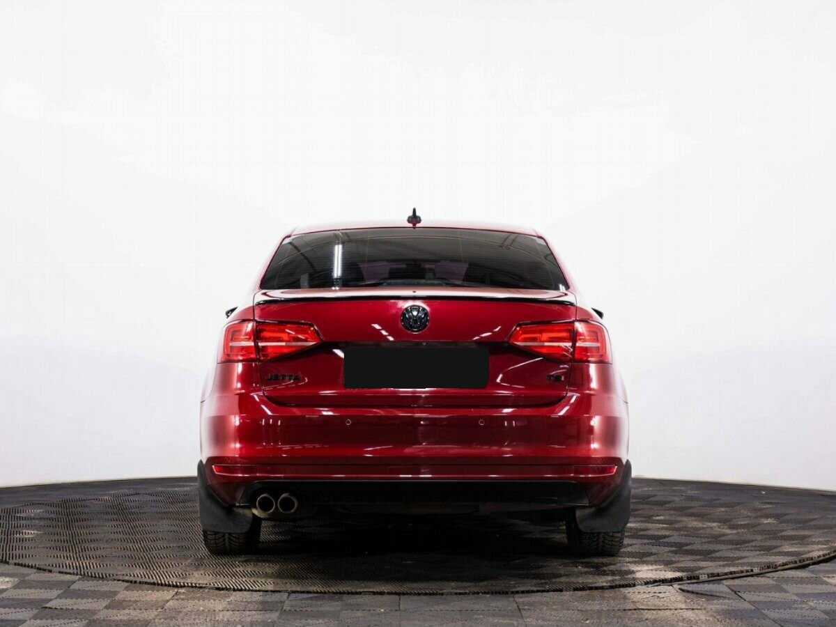 Купить Volkswagen Jetta с пробегом. Фото: #4