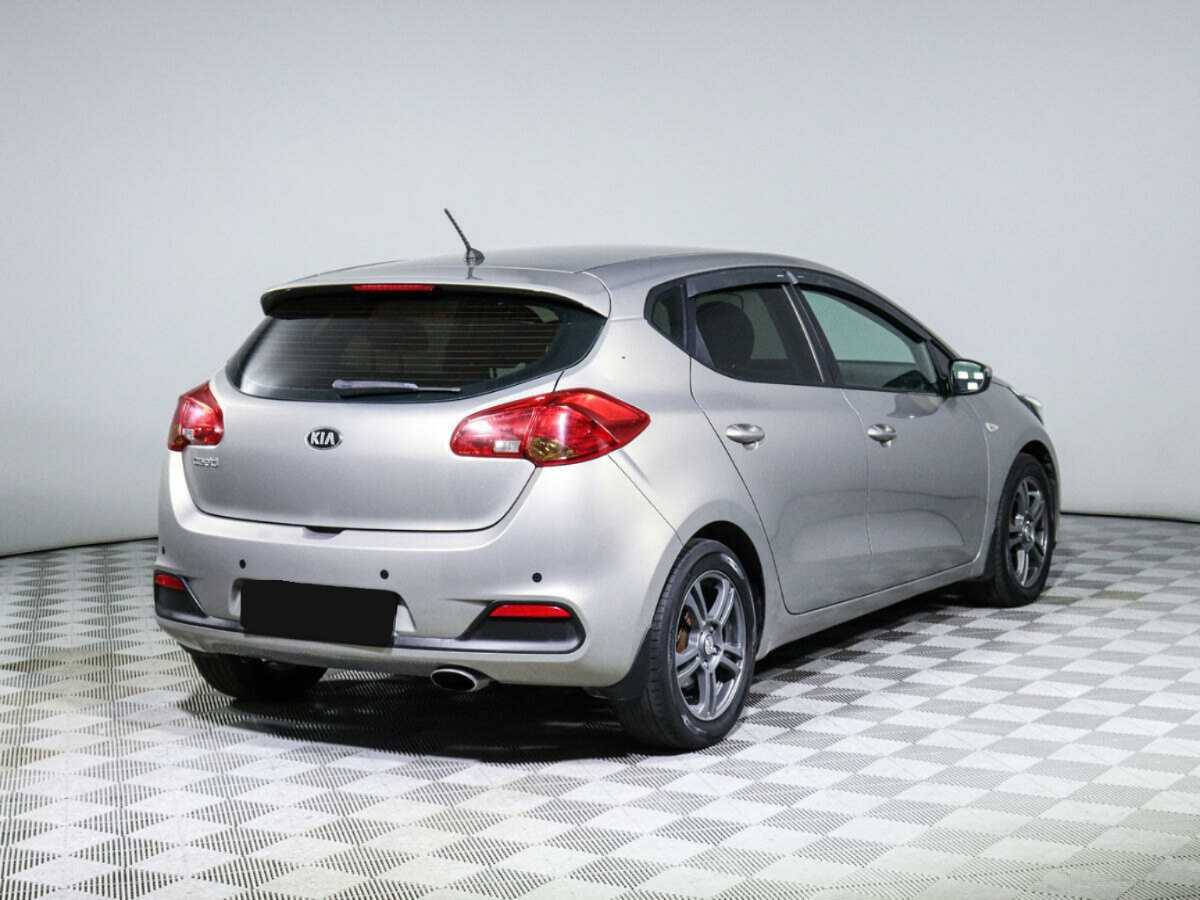 Купить Kia Ceed с пробегом. Фото: #3
