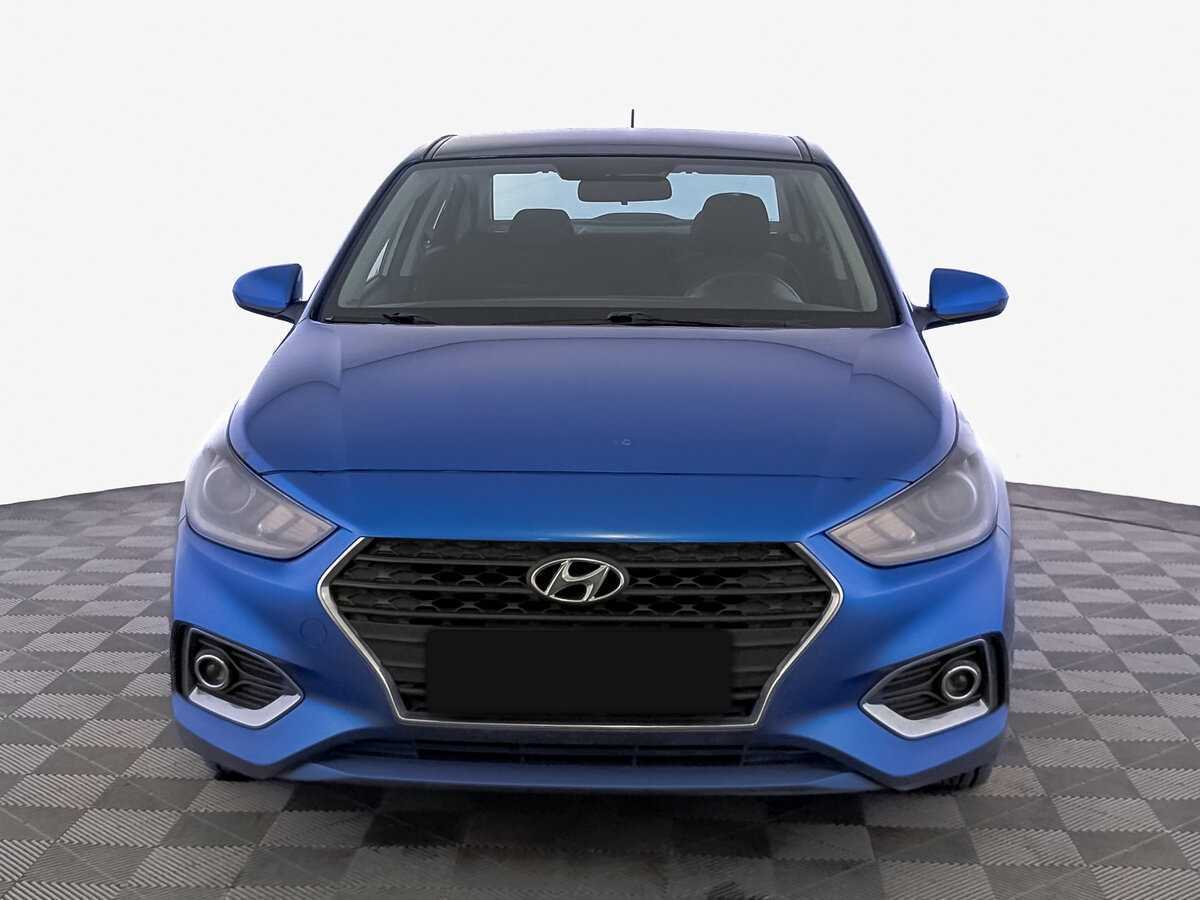 Купить Hyundai Solaris с пробегом. Фото: #1