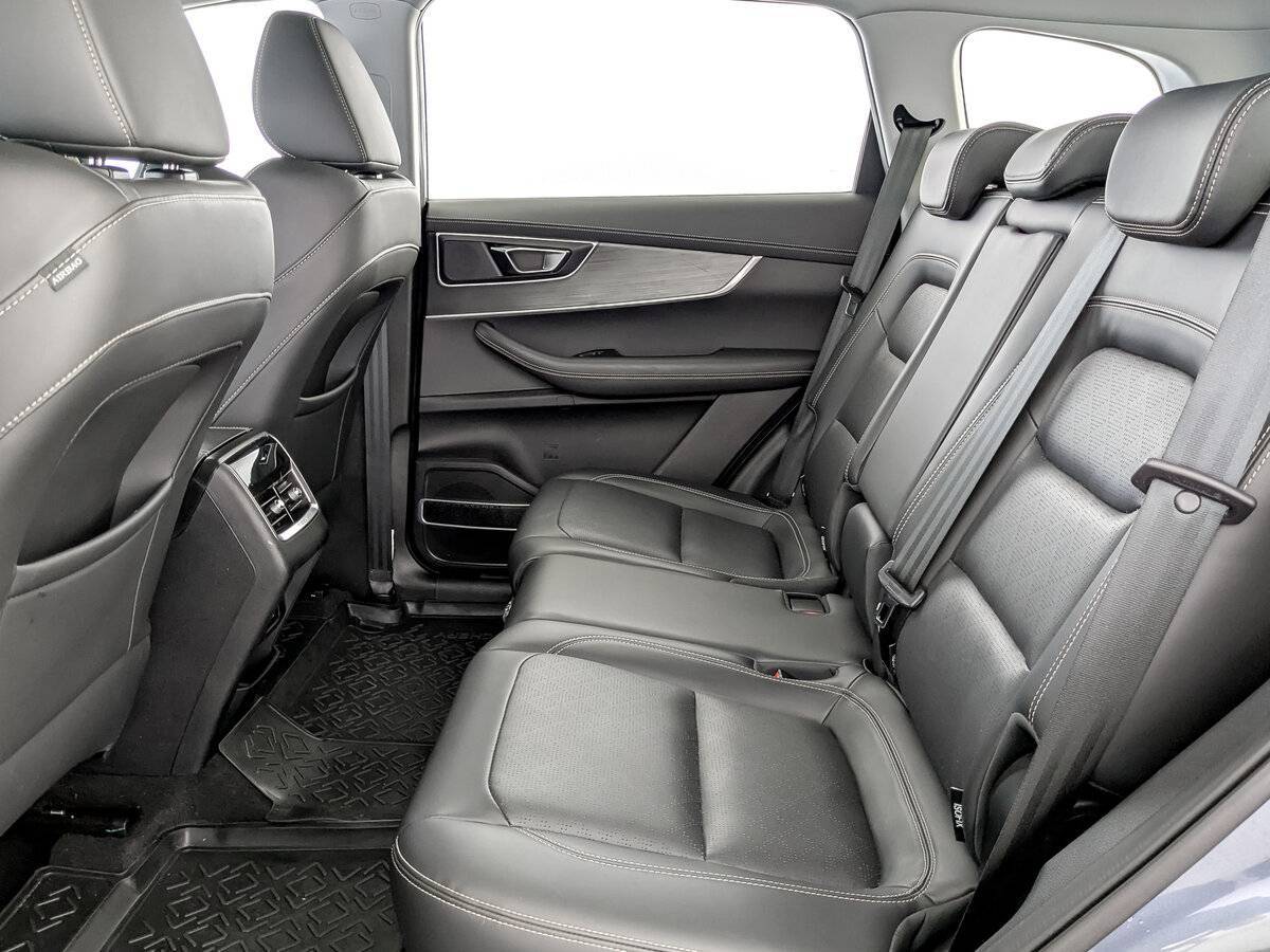 Купить Chery Tiggo 8 с пробегом. Фото: #11