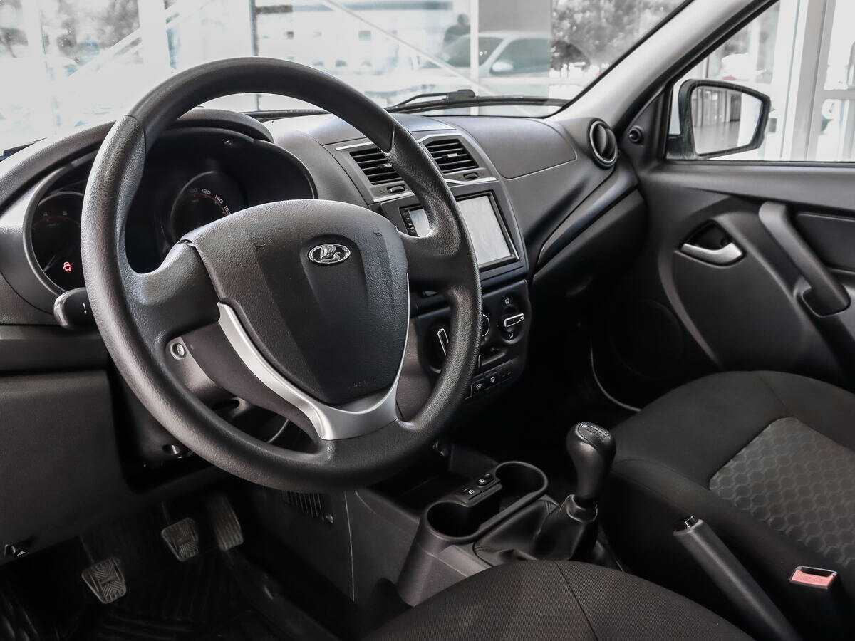 Купить Lada (ВАЗ) Granta с пробегом. Фото: #8