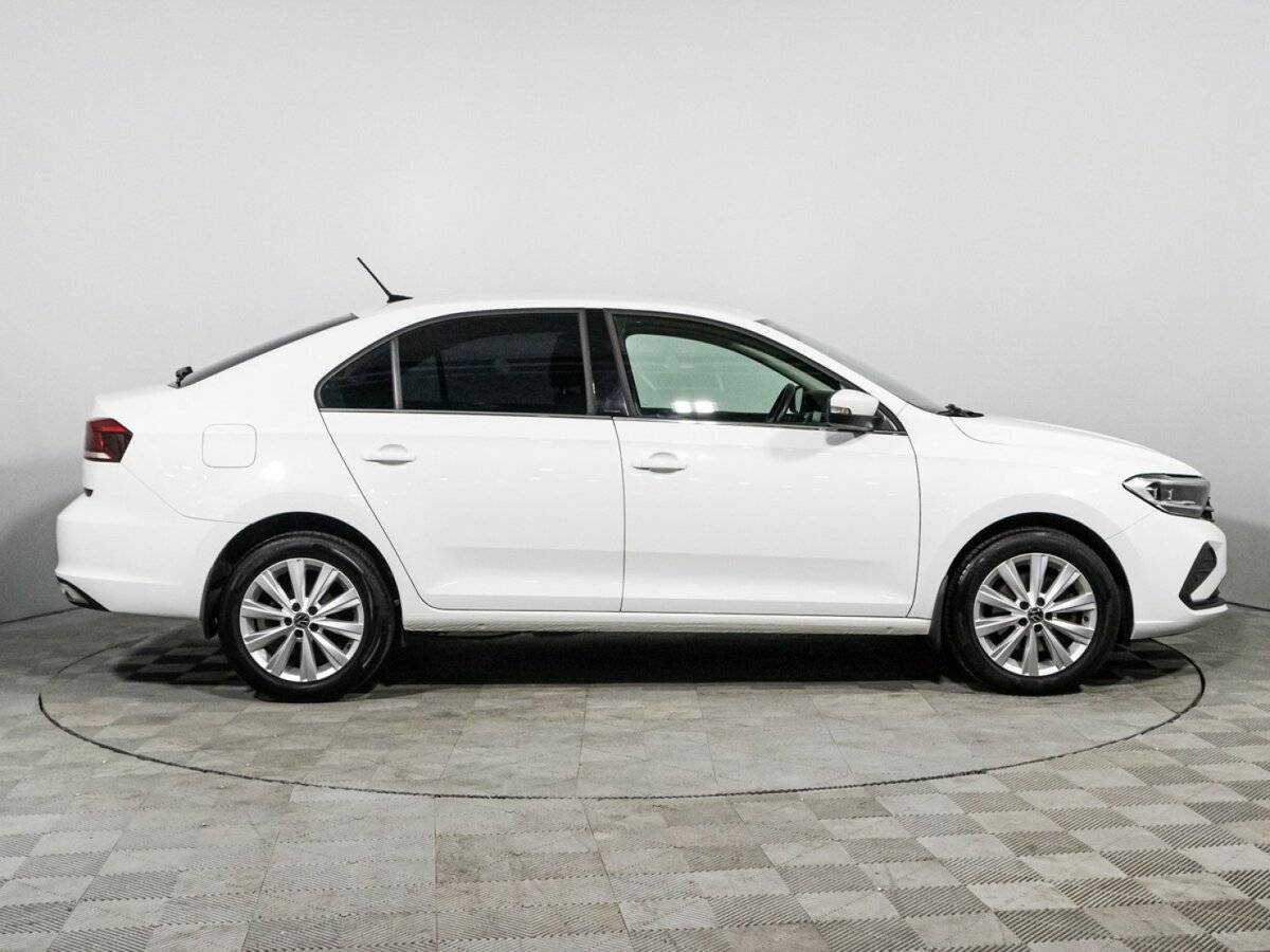 Купить Volkswagen Polo с пробегом. Фото: #3