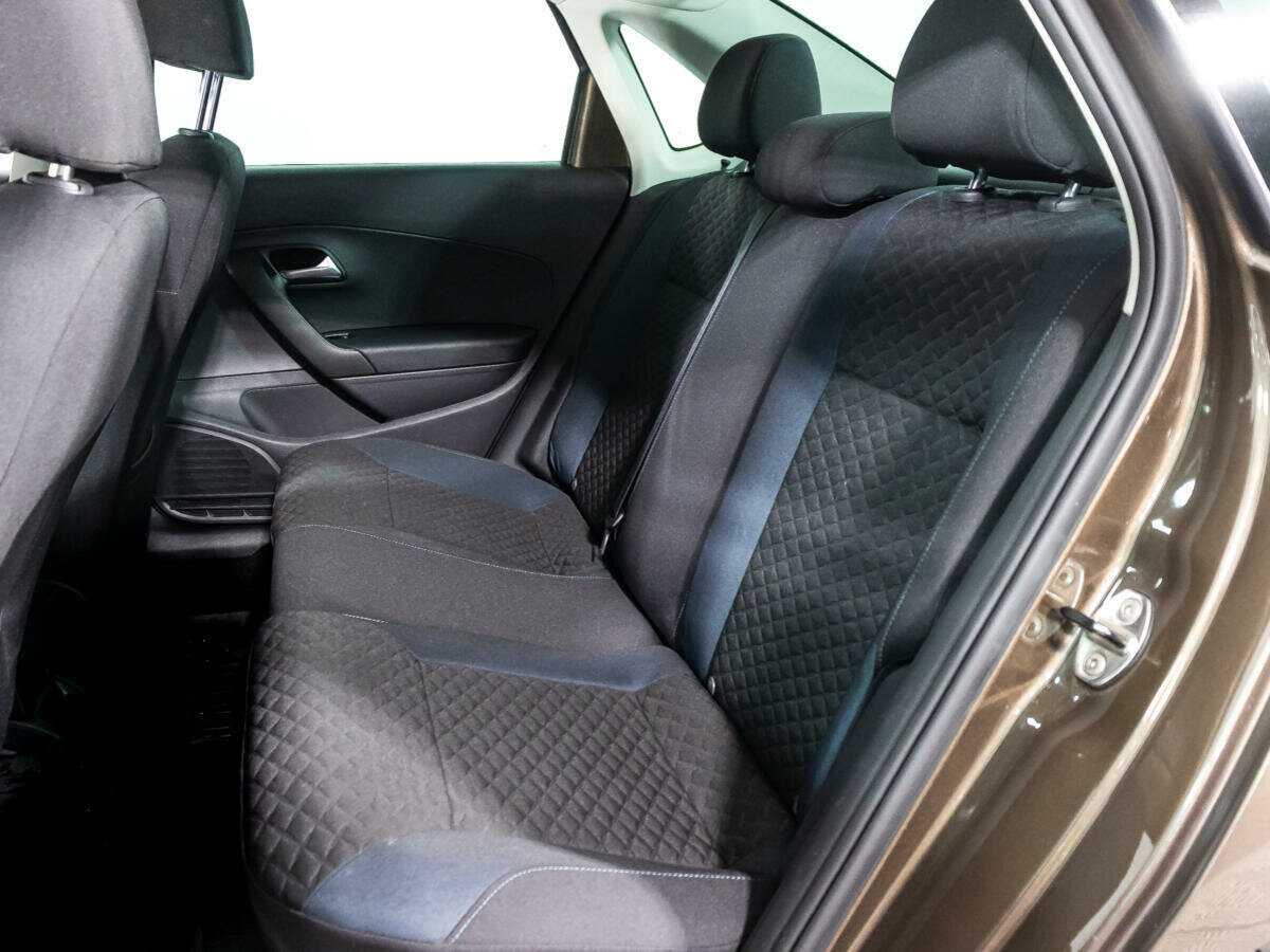 Купить Volkswagen Polo с пробегом. Фото: #9