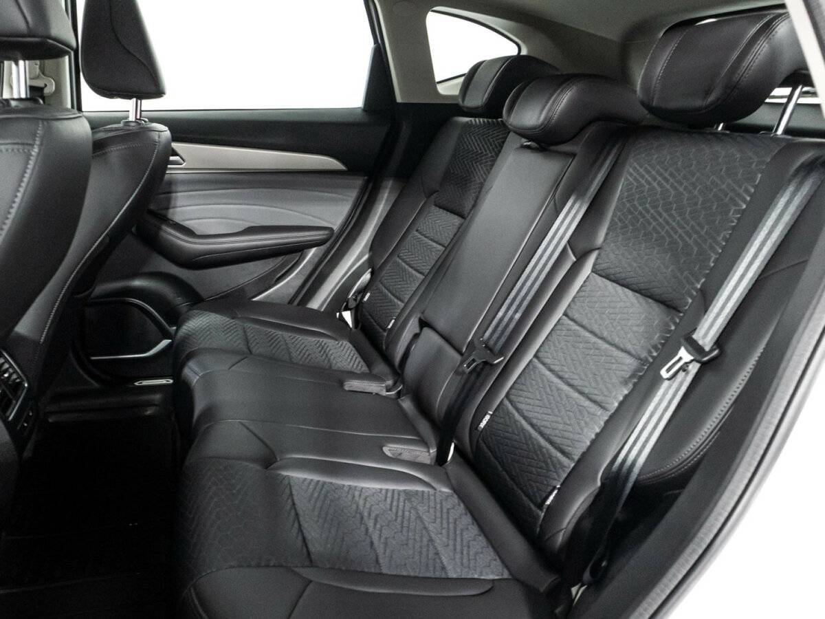 Купить Haval F7 с пробегом. Фото: #9