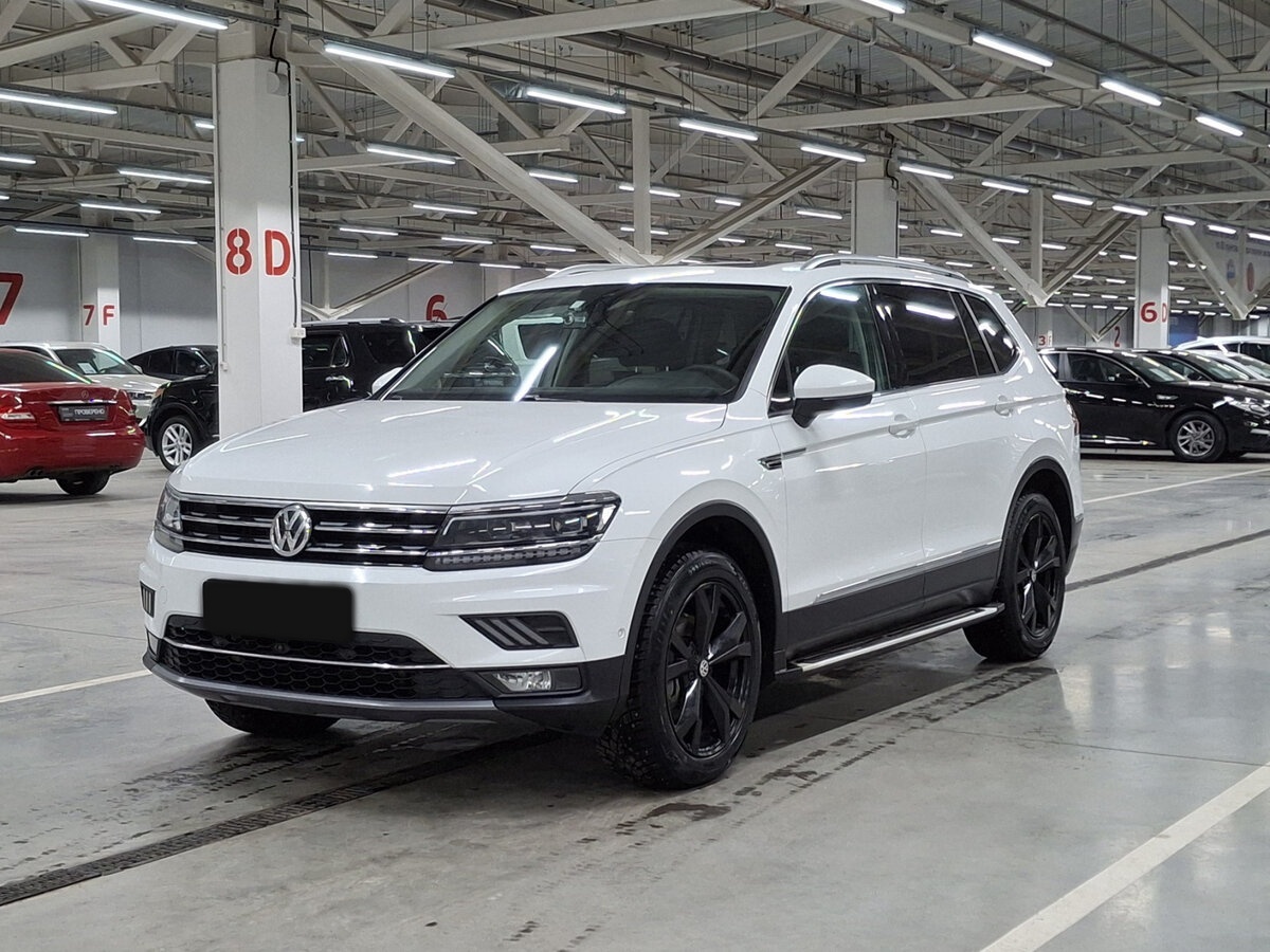 Купить Volkswagen Tiguan с пробегом. Фото: #0