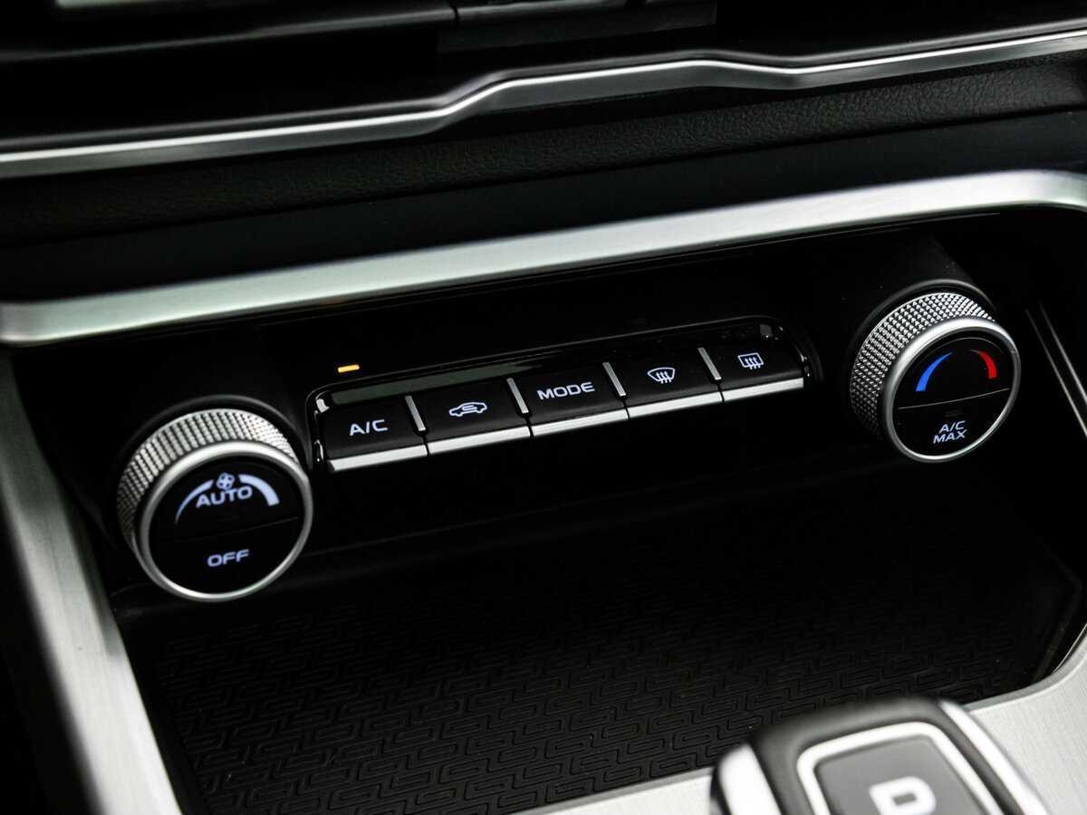 Купить Geely Coolray с пробегом. Фото: #17