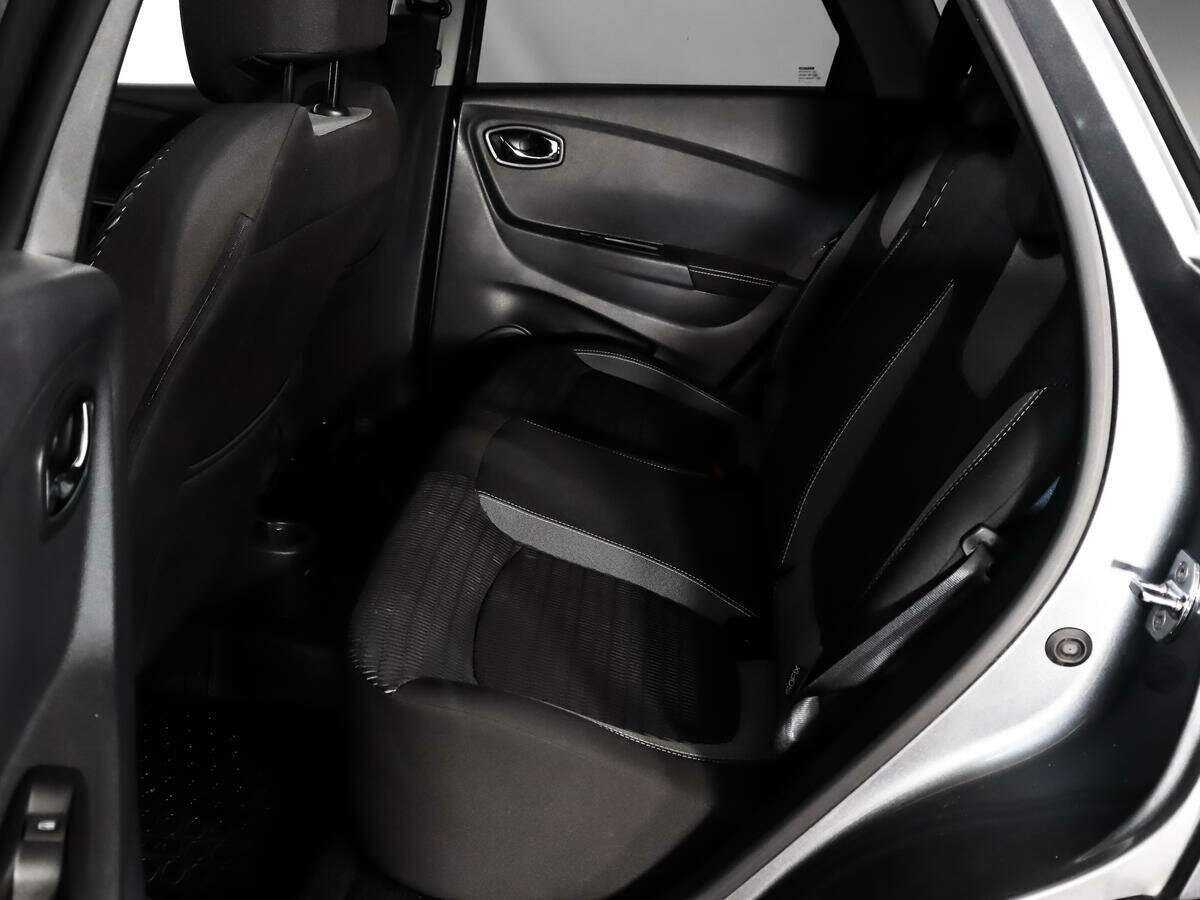 Купить Renault Kaptur с пробегом. Фото: #10